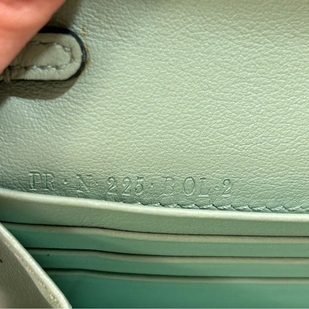 Valentino Garavani rockstud wristlet green tea sorbet - Picture 10 of 10